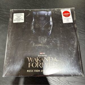 Black Panther: Wakanda Forever - Music From / Var